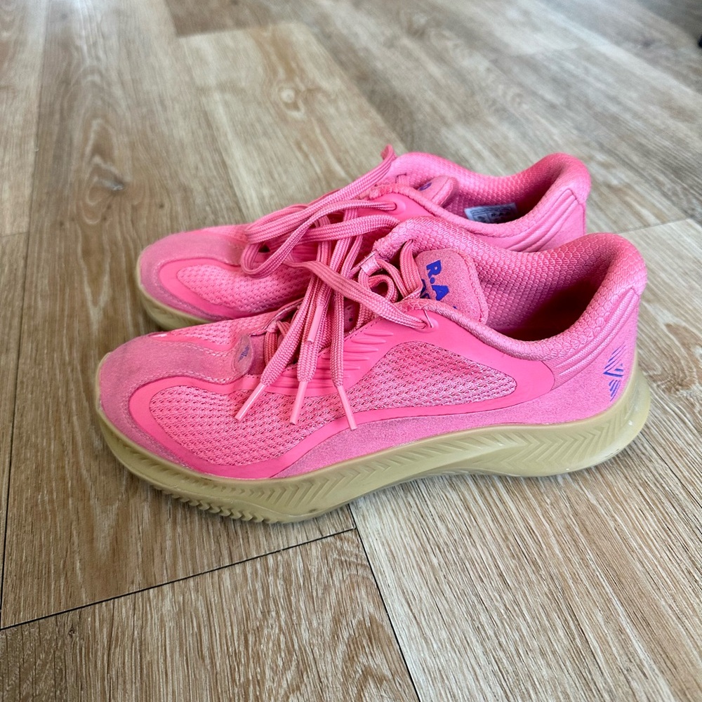 RAD V1 Trainers